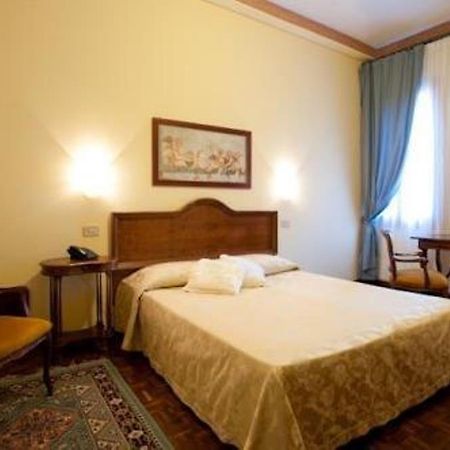 Hotel Florida Венеція Екстер'єр фото