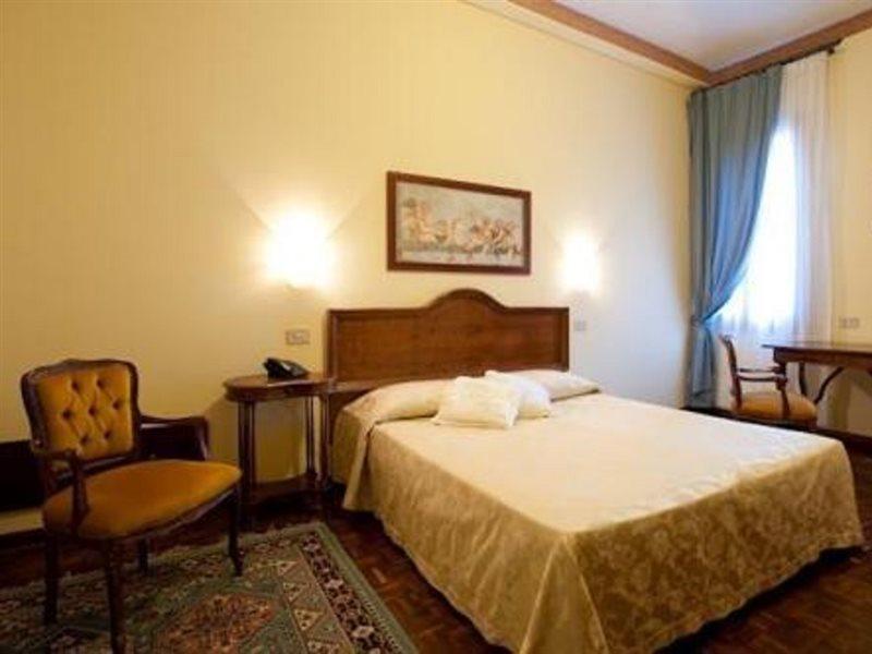 Hotel Florida Венеція Екстер'єр фото