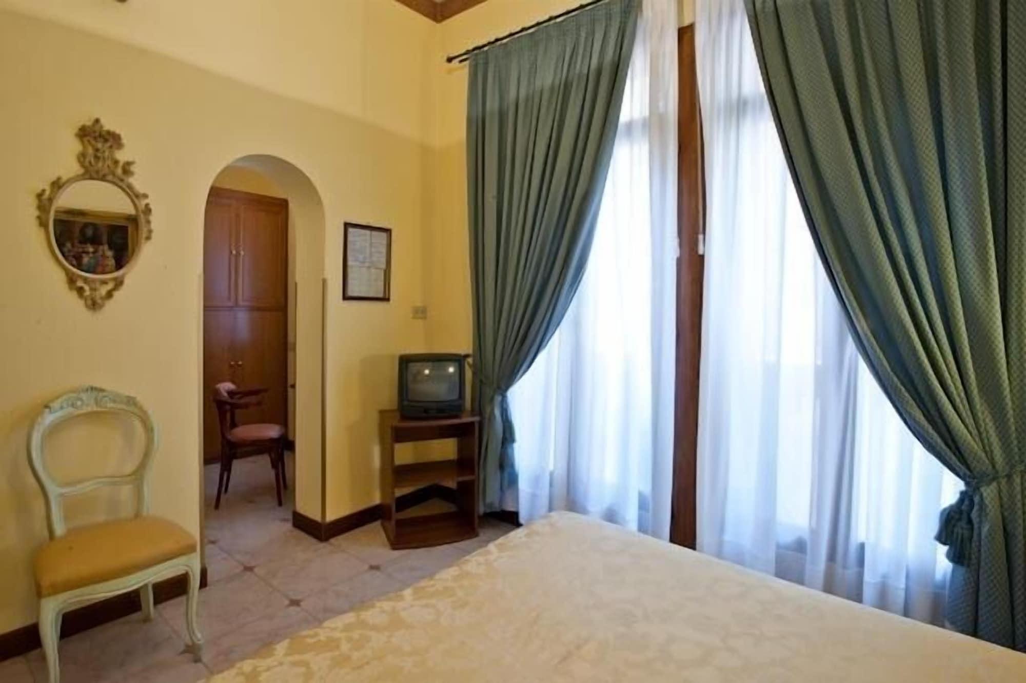 Hotel Florida Венеція Екстер'єр фото