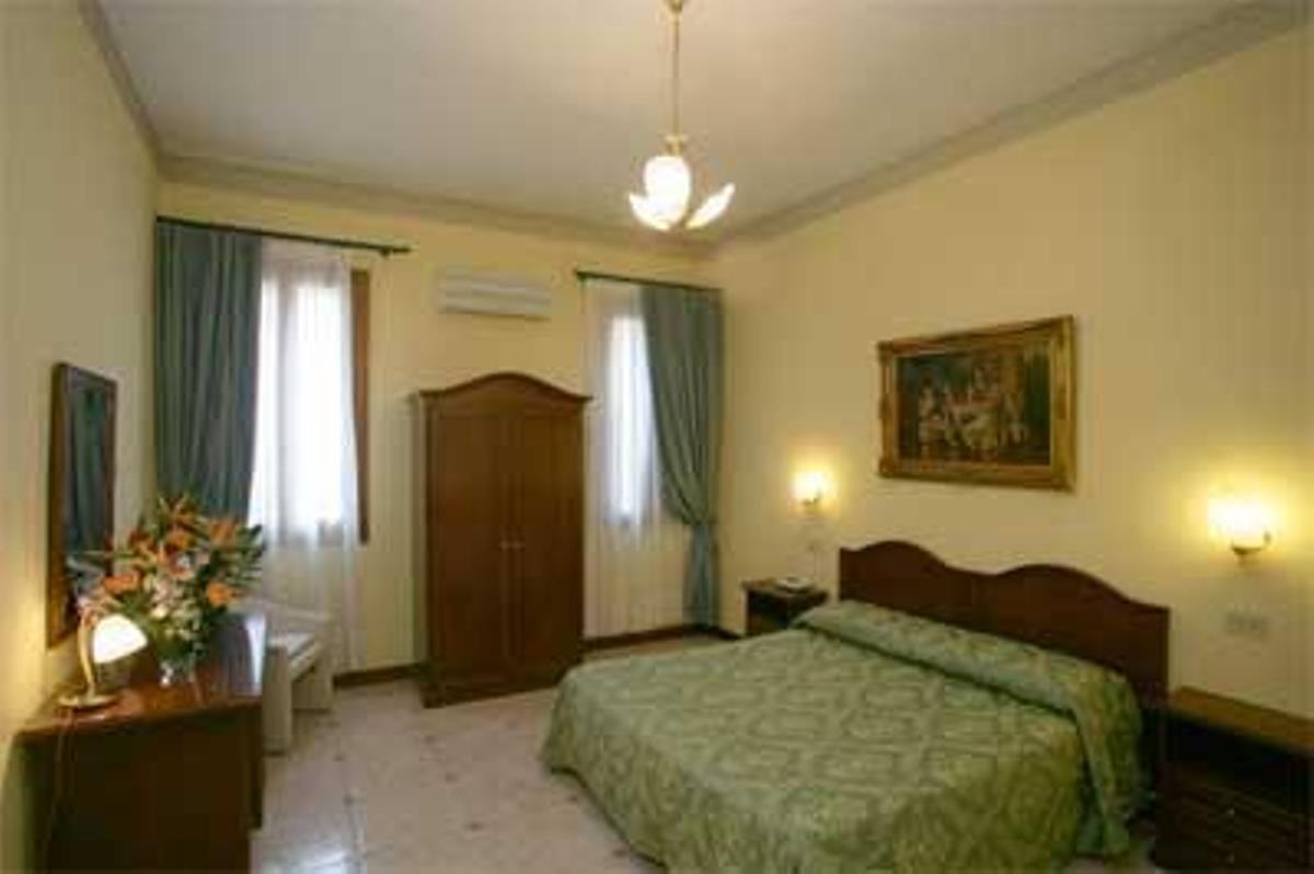 Hotel Florida Венеція Екстер'єр фото